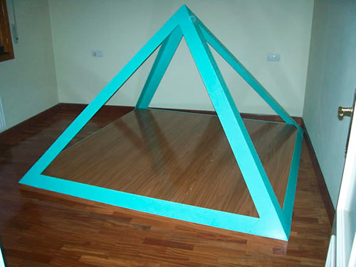 Pirámide con tatami