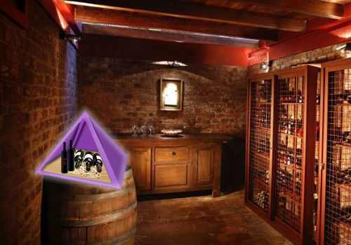Pequeña bodega piramidal