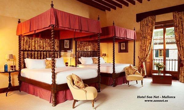 Cama hotel Son Net en Mallorca